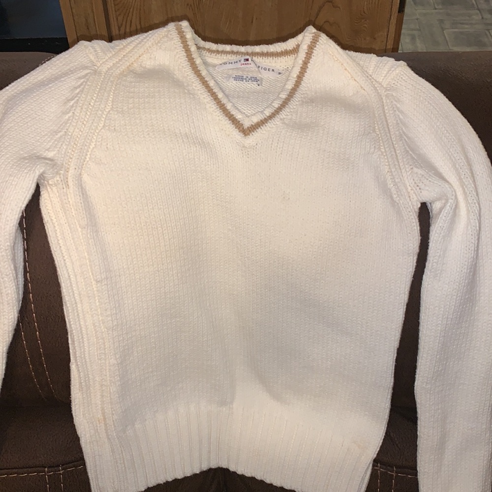 Tommy Hilfiger sweater - Picture 2 of 8